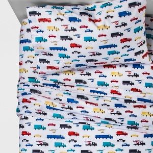 Pillowfort Full Transport Terrific Sheet Set